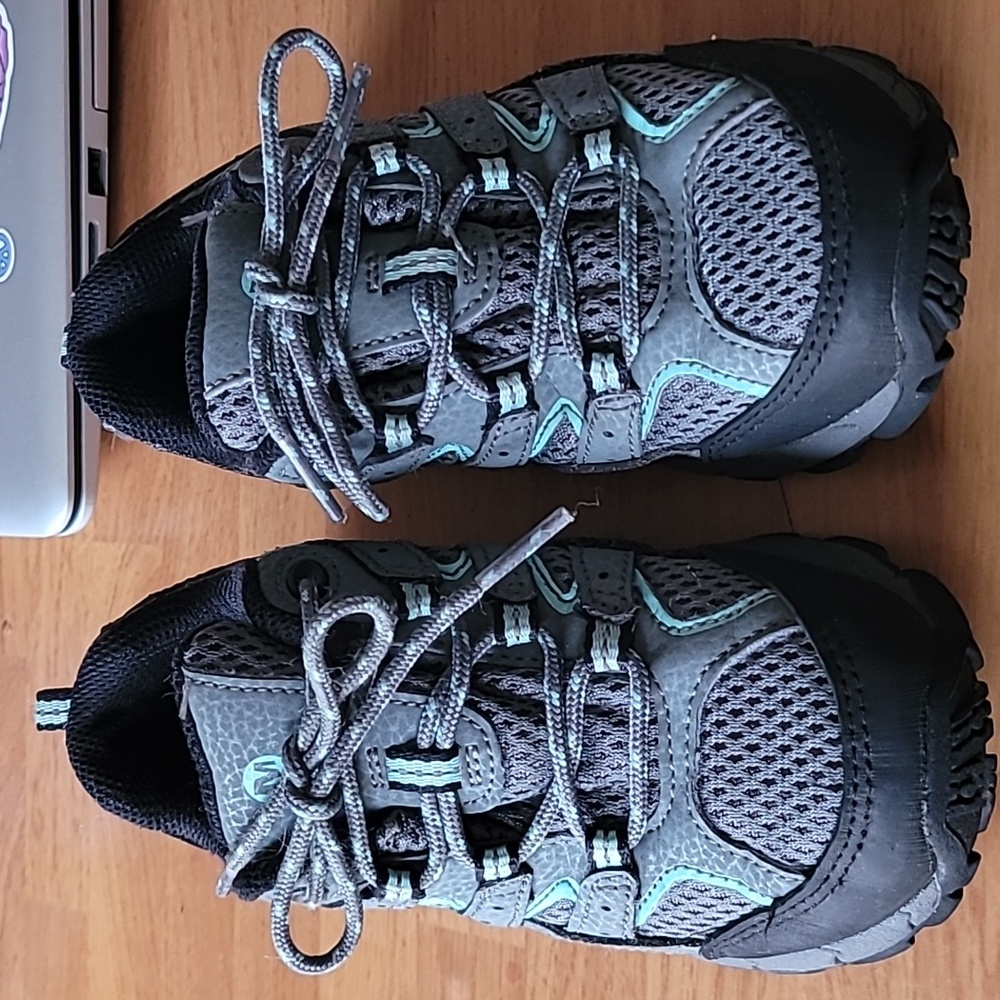 Merrell boys kids hiking shoes Moab2 Low Lace size 12 Toddler